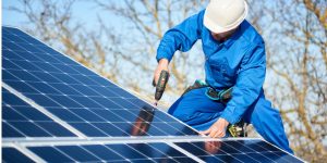 Installation Maintenance Panneaux Solaires Photovoltaïques à Challerange